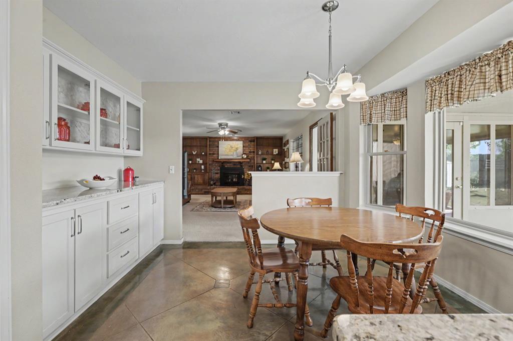 4th image of 2808 Gettysburg Rd, Edmond, OK 73013 | MLS# 1245351