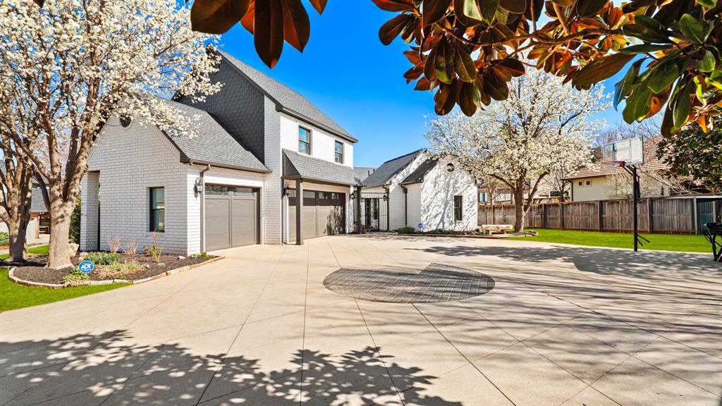 3rd image of 16808 Conifer Ln, Edmond, OK 73012 | MLS# 1245382