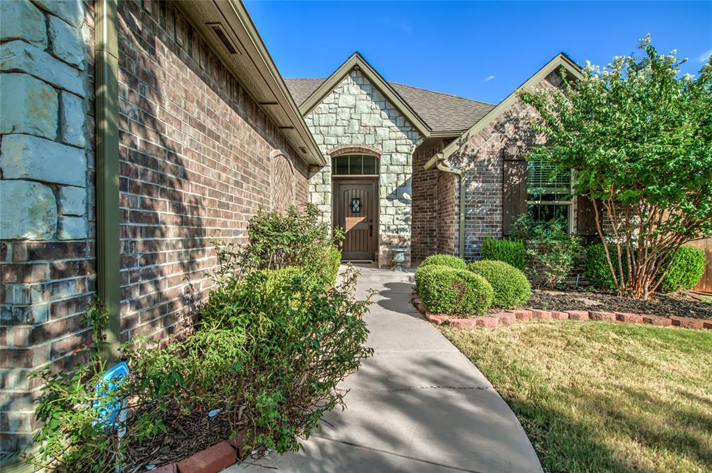 1st image of 15100 Homecoming Dr, Edmond, OK 73013 | MLS# 1245384