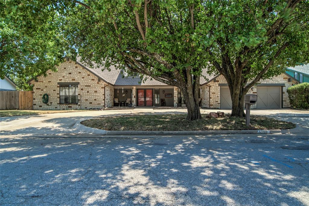 1st image of 1104 Nw 141st St, Edmond, OK 73013 | MLS# 1245407