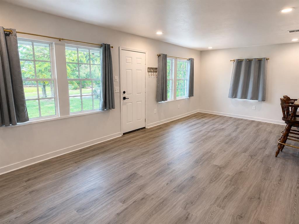 3rd image of 105 W Mosier St, Norman, OK 73069 | MLS# 1245435