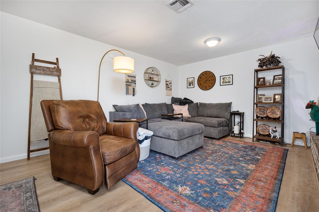 4th image of 605 Sw 7Th St, Moore, OK 73160 | MLS# 1245448
