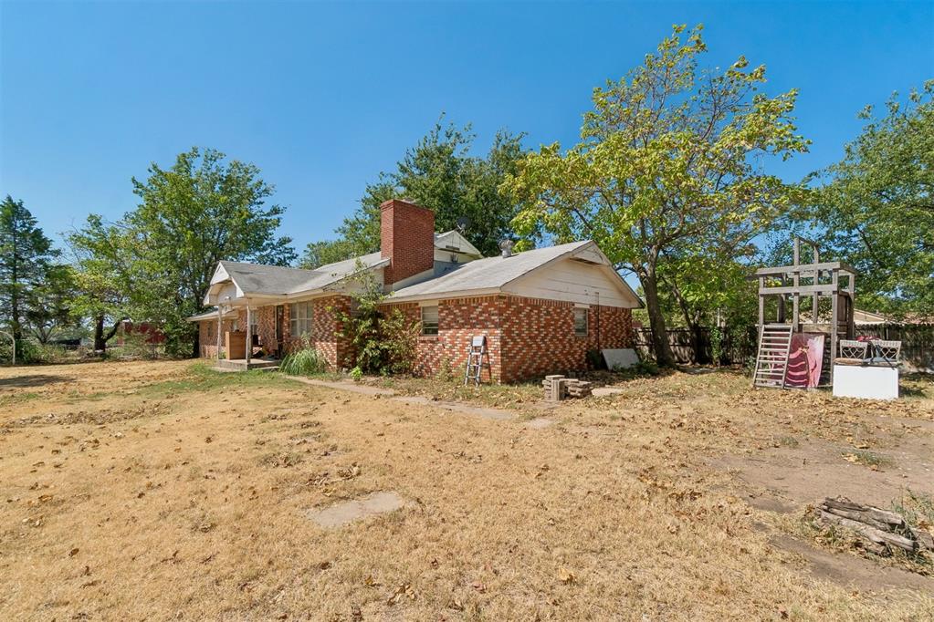 38th image of 18087 Donna Sue Dr, Shawnee, OK 74801 | MLS# 1245519