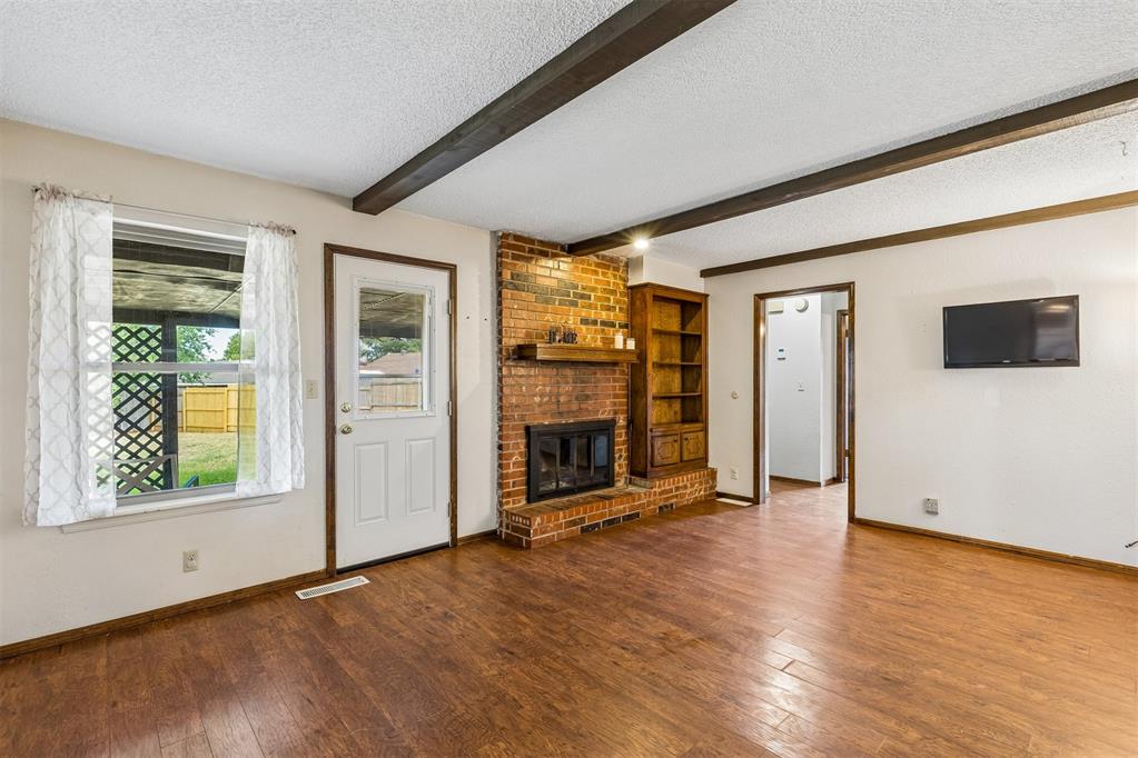 5th image of 529 S Silver Dr, Mustang, OK 73064 | MLS# 1245531