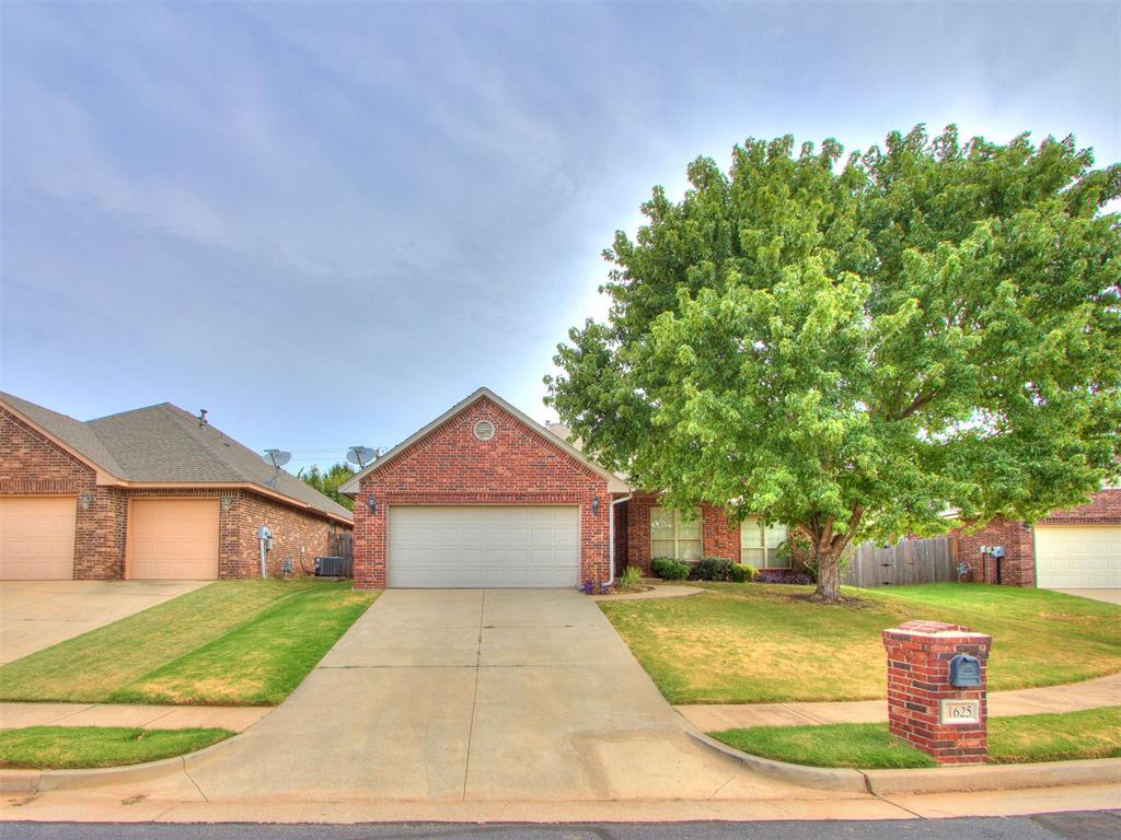 1st image of 1625 Savannah Ln, Edmond, OK 73003 | MLS# 1245543
