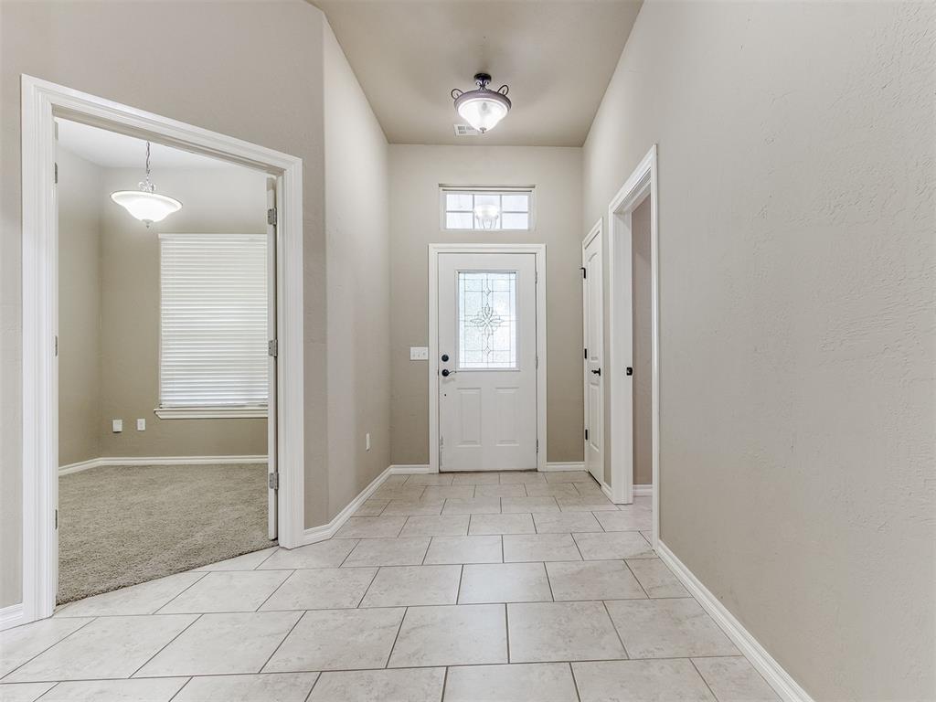 4th image of 1625 Savannah Ln, Edmond, OK 73003 | MLS# 1245543