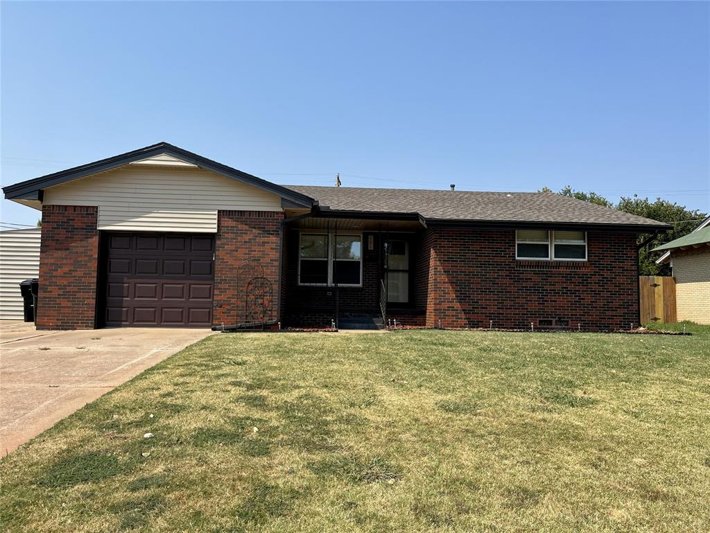 1st image of 101 Ne 5th St, Moore, OK 73160 | MLS# 1245567
