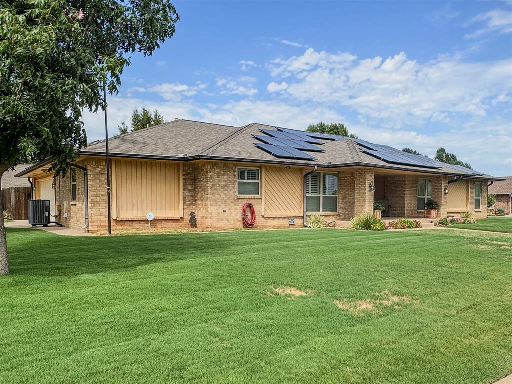 3rd image of 10001 Thompson Ave, Yukon, OK 73099 | MLS# 1245622
