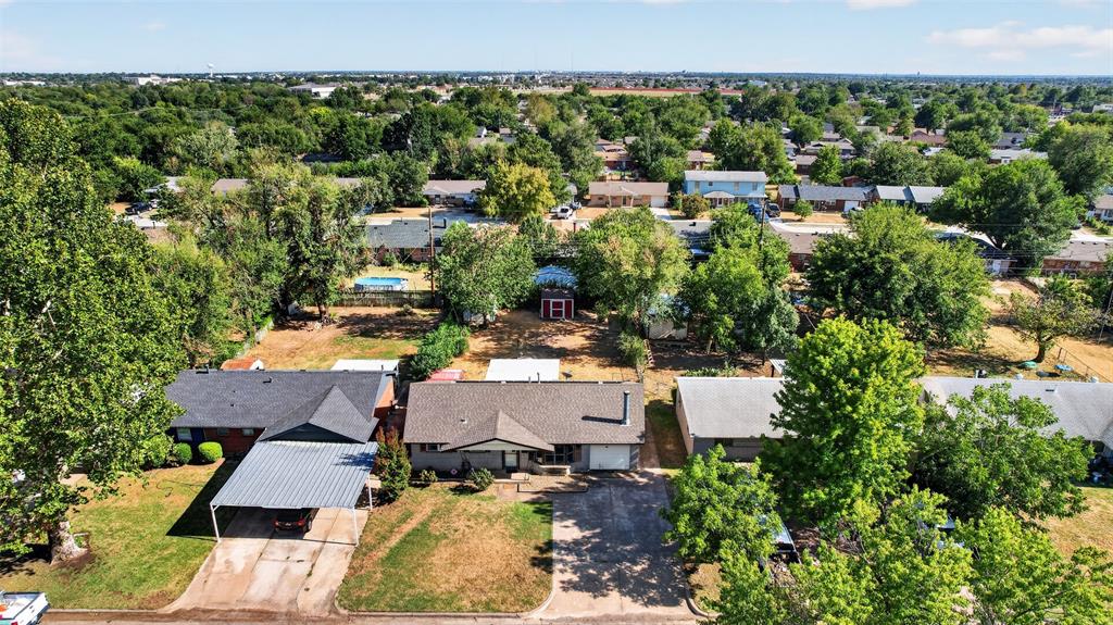 2nd image of 932 Nw 1st St, Moore, OK 73160 | MLS# 1245625