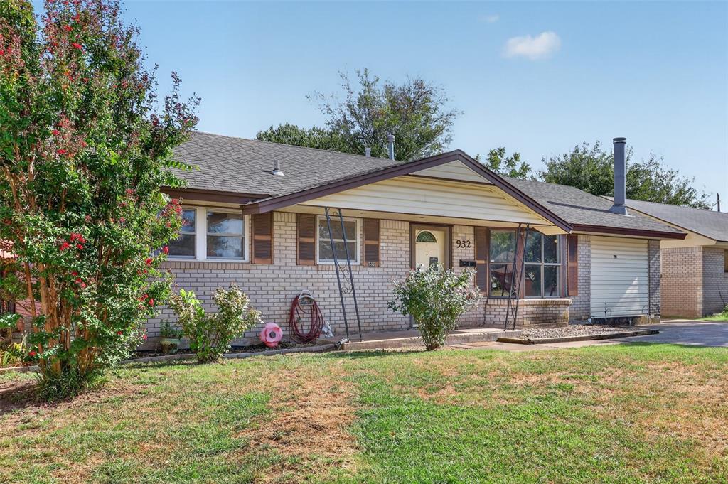 4th image of 932 Nw 1St St, Moore, OK 73160 | MLS# 1245625