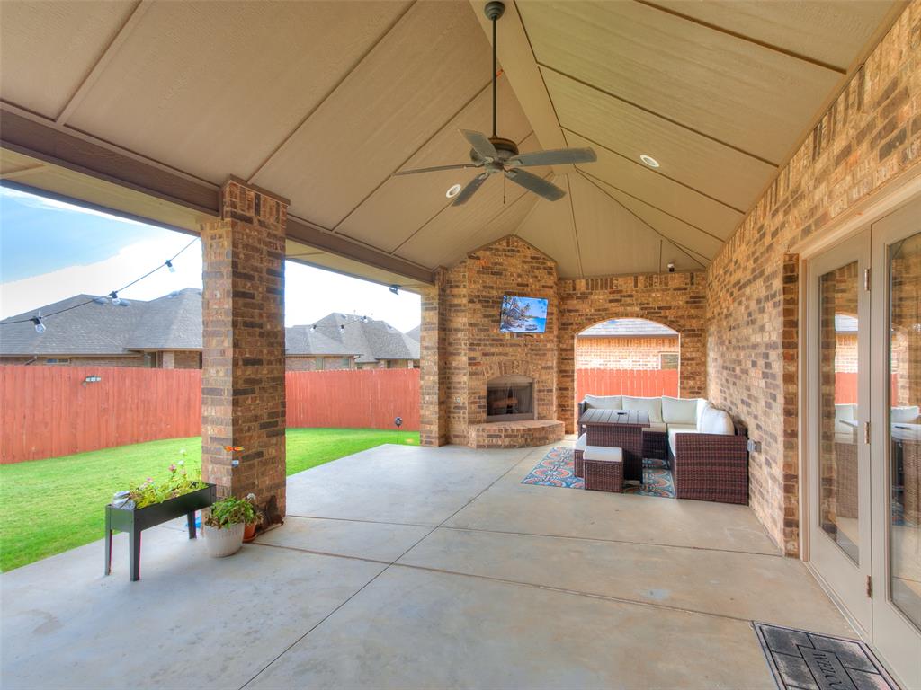 4th image of 2251 E Kellan Court Ter, Mustang, OK 73064 | MLS# 1245637
