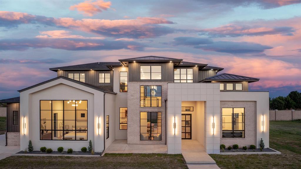1st image of 2600 Majestic Wy, Yukon, OK 73099 | MLS# 1245653
