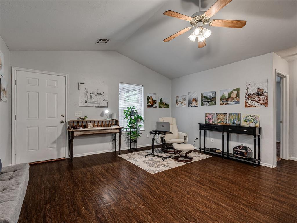 image of 2308 Heatherfield Ln, Norman, OK 73071 | MLS# 1245665