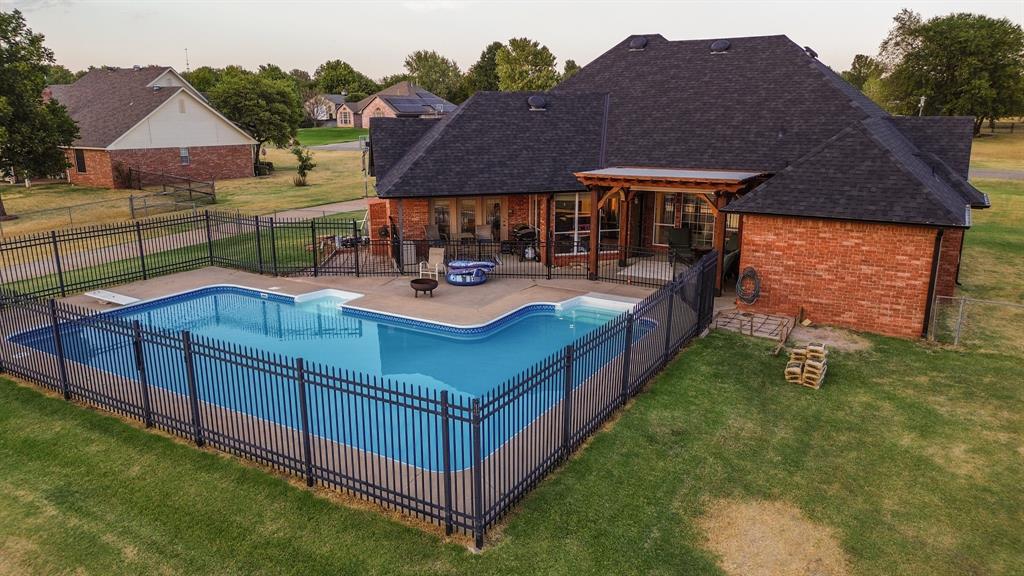 3rd image of 1329 S Southersby Dr, Mustang, OK 73064 | MLS# 1245668