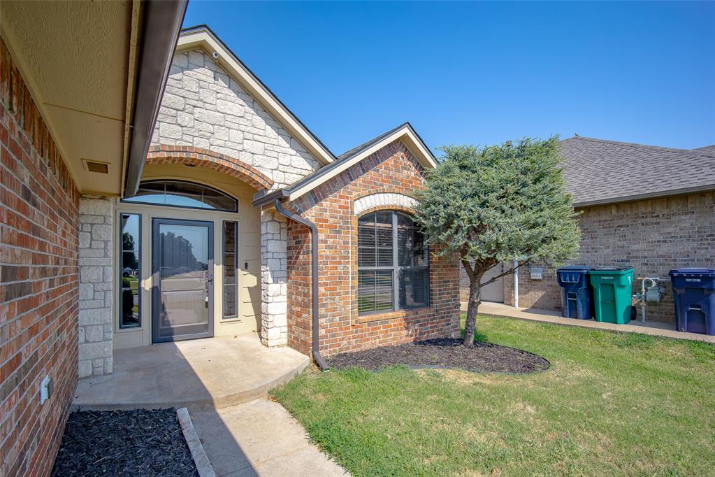 2nd image of 7513 Harold Dr, Yukon, OK 73099 | MLS# 1245671