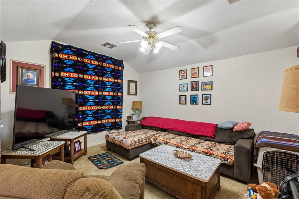 3rd image of 1416 Forest Glenn Cir, Norman, OK 73071 | MLS# 1245679