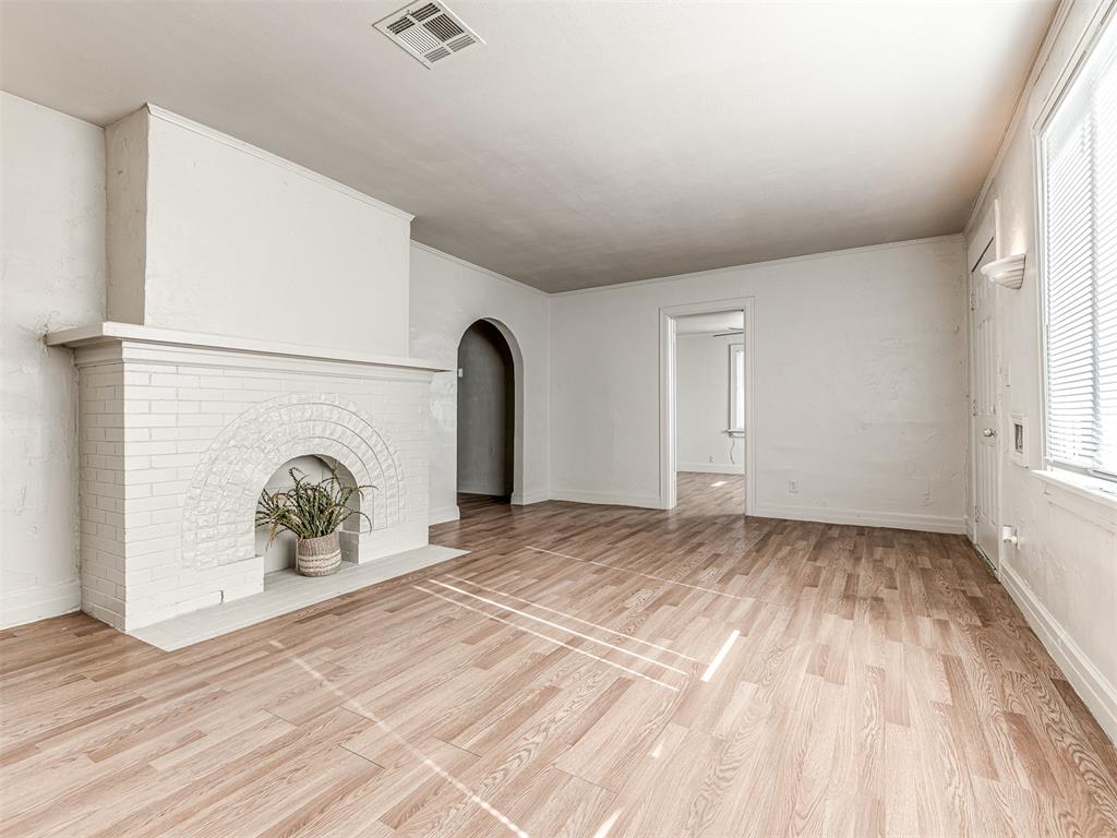 4th image of 1613 E Park Pl, Oklahoma City, OK 73117 | MLS# 1245699