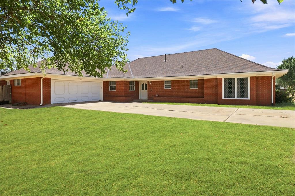 1st image of 120 Gaynelle Ln, Hobart, OK 73651 | MLS# 1245710