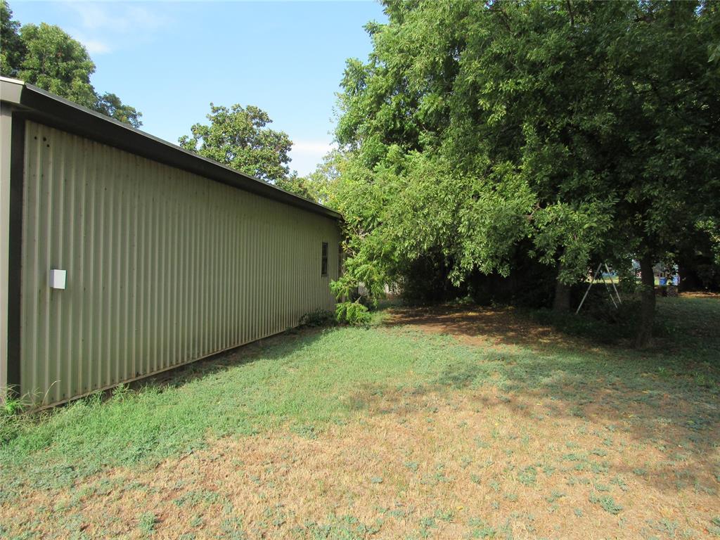 3rd image of 103 E Quapaw, Lindsay, OK 73052 | MLS# 1245730