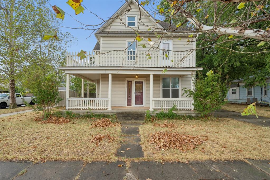 1st image of 230 E Lincoln Ave, Edmond, OK 73034 | MLS# 1245737