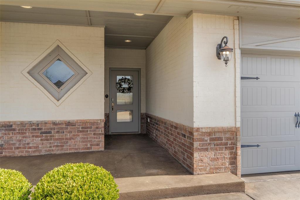 2nd image of 7201 Nw 158th St, Edmond, OK 73013 | MLS# 1245749