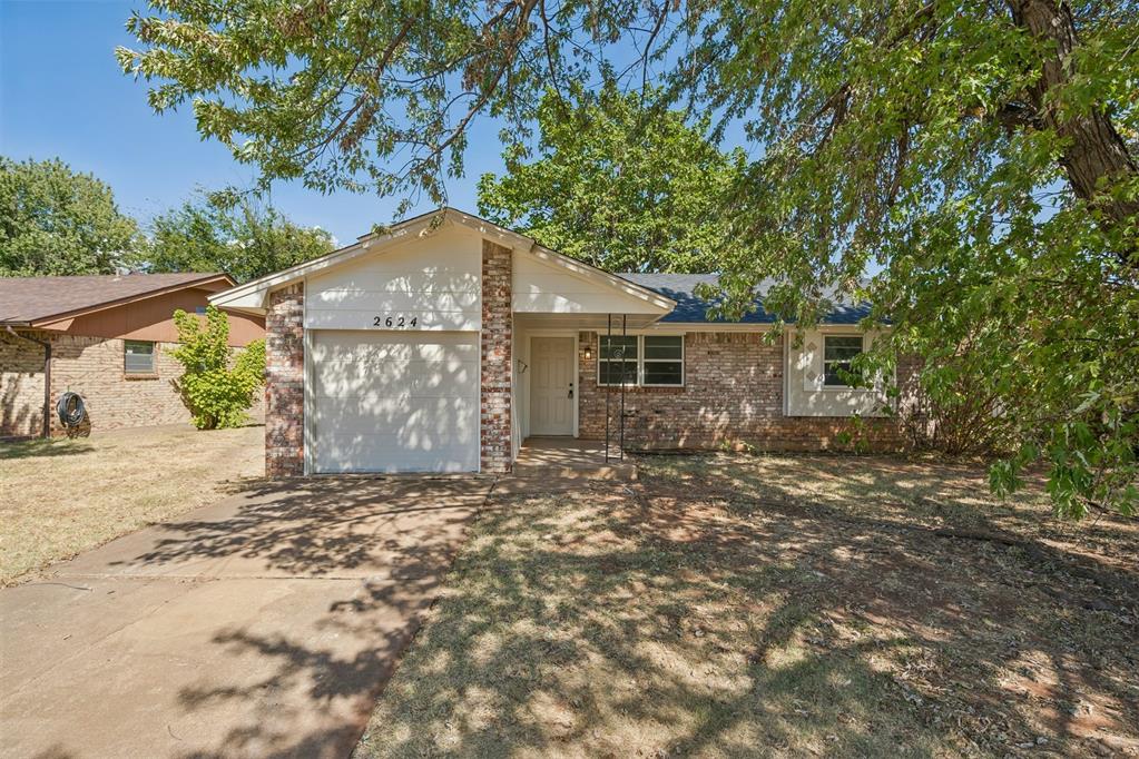 1st image of 2624 Kings Rd, Moore, OK 73160 | MLS# 1245762