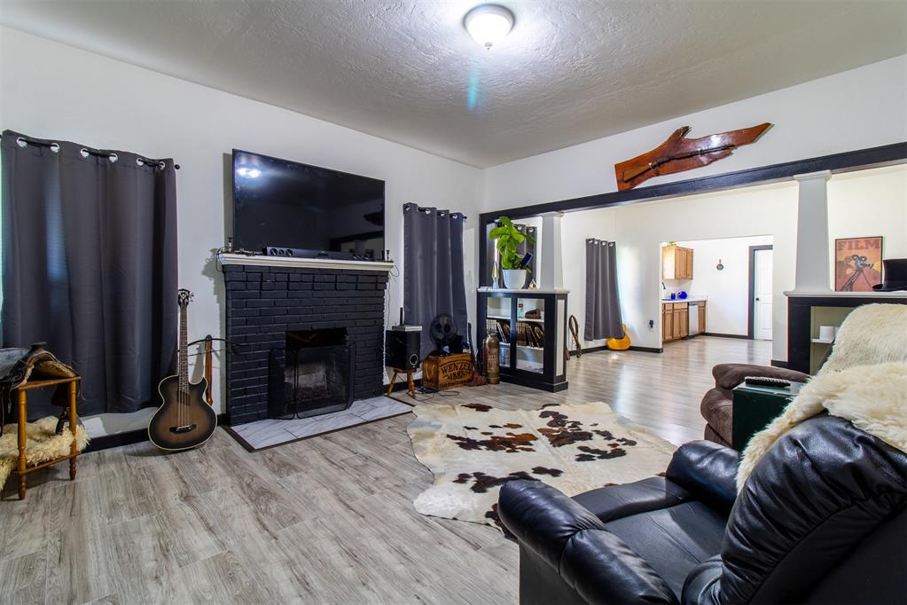 3rd image of 1017 E Main St, Shawnee, OK 74801 | MLS# 1245784