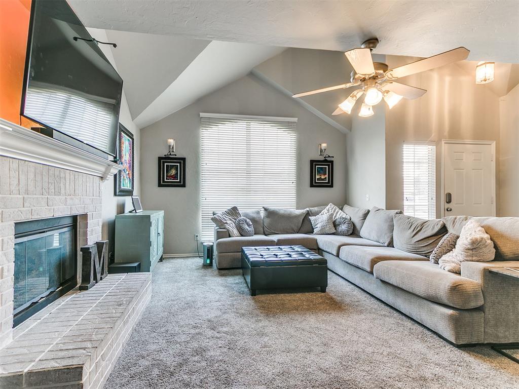 3rd image of 701 Taber Ln, Edmond, OK 73003 | MLS# 1245811