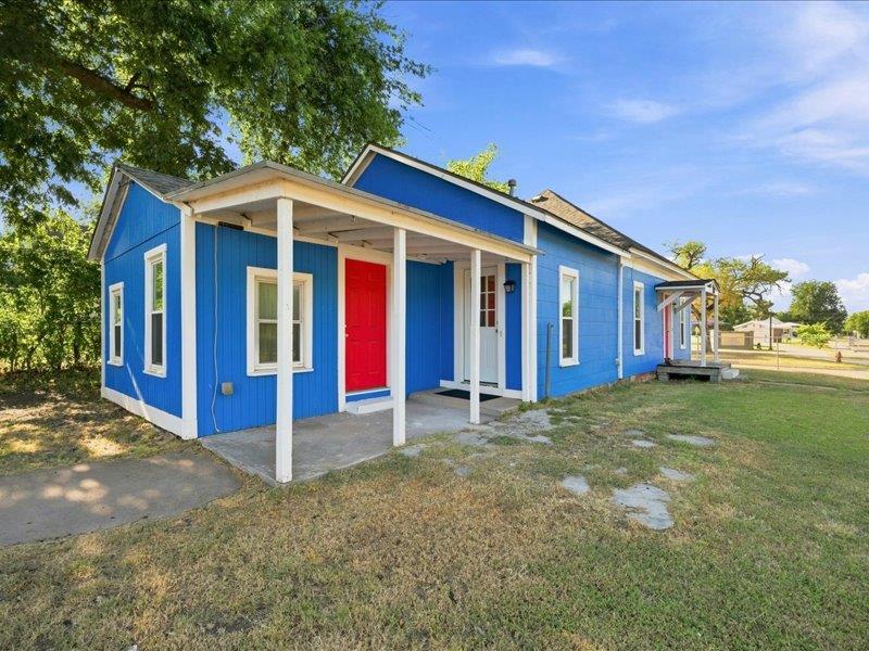 1st image of 1101 W Warner Ave, Guthrie, OK 73044 | MLS# 1245824