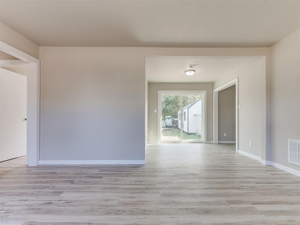 4th image of 1116 Hickory Ln, Oklahoma City, OK 73110 | MLS# 1245853
