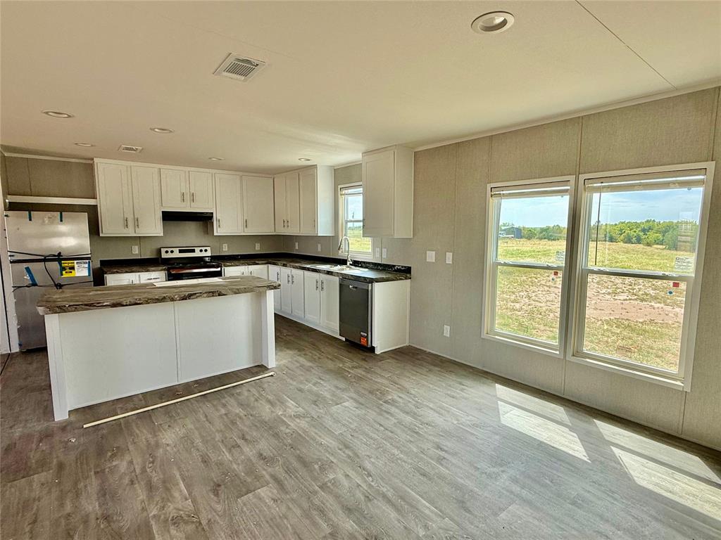 2nd image of 8782 Rebekah Rd, Yukon, OK 73099 | MLS# 1245857