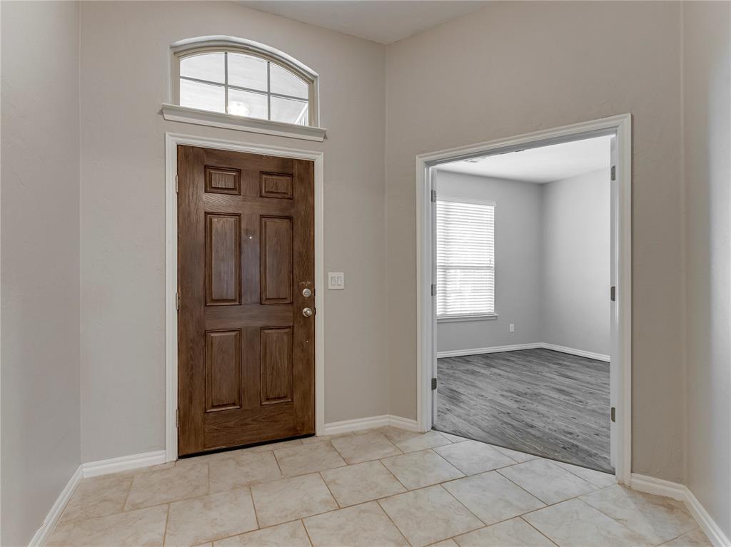 3rd image of 3428 Sadie Dr, Yukon, OK 73099 | MLS# 1245935