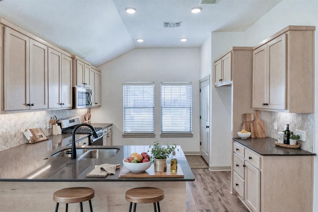 5th image of 13313 Sw 5Th St, Yukon, OK 73099 | MLS# 1246026