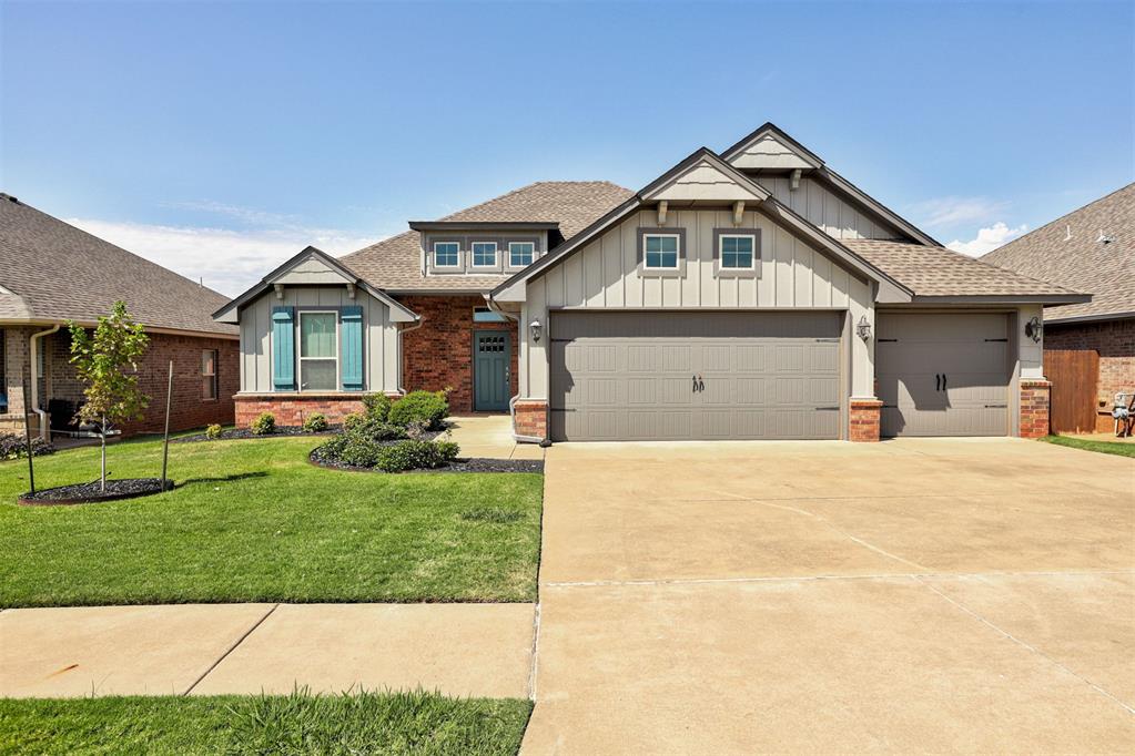 2nd image of 8117 Nw 160th St, Edmond, OK 73013 | MLS# 1246148