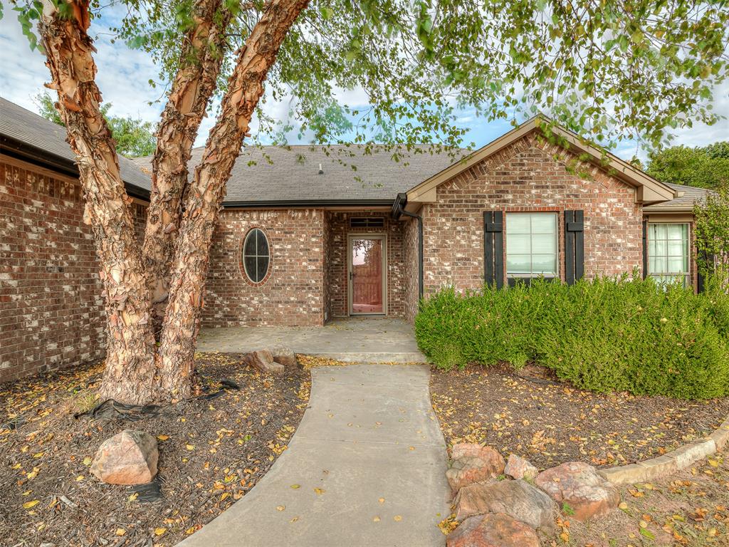2nd image of 7225 Morning Song Dr, Oklahoma City, OK 73150 | MLS# 1246153