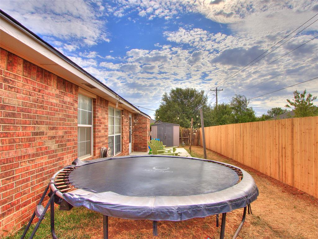 45th image of 11712 Sw 7th St, Yukon, OK 73099 | MLS# 1246169