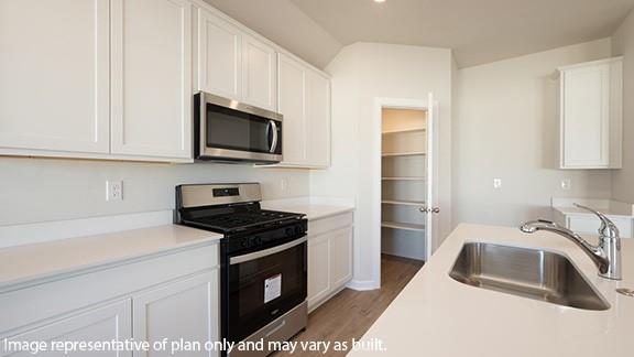 2nd image of 11633 Sw 27th St, Oklahoma City, OK 73099 | MLS# 1246188