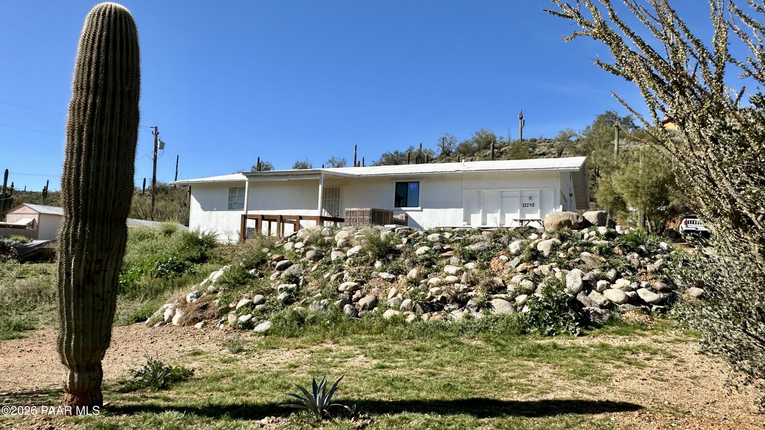 Homes for sale in Black Canyon City, AZ | 32240 S Lisa Dr, Black Canyon City, AZ 85324 | MLS# 1079258