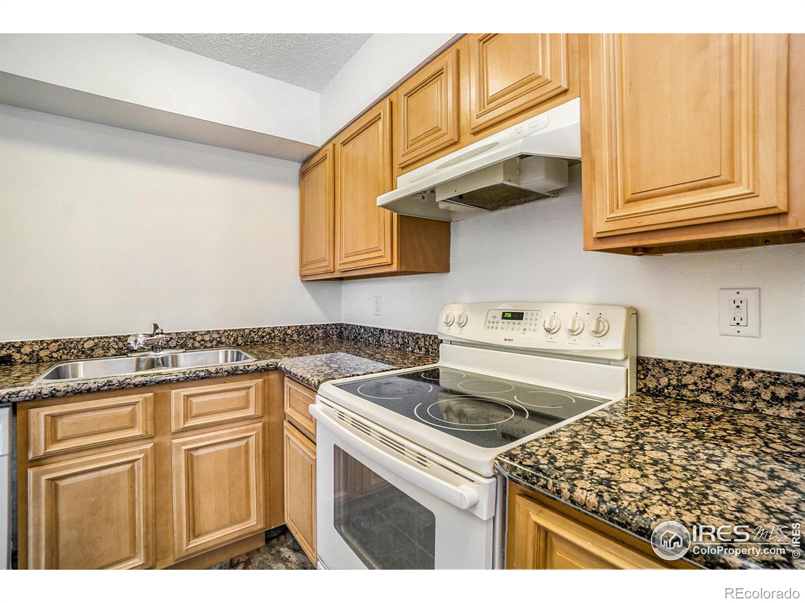 Homes for sale in Fort Collins, CO | 1705 Heatheridge Rd, Fort Collins, CO 80526 | MLS# IR982335