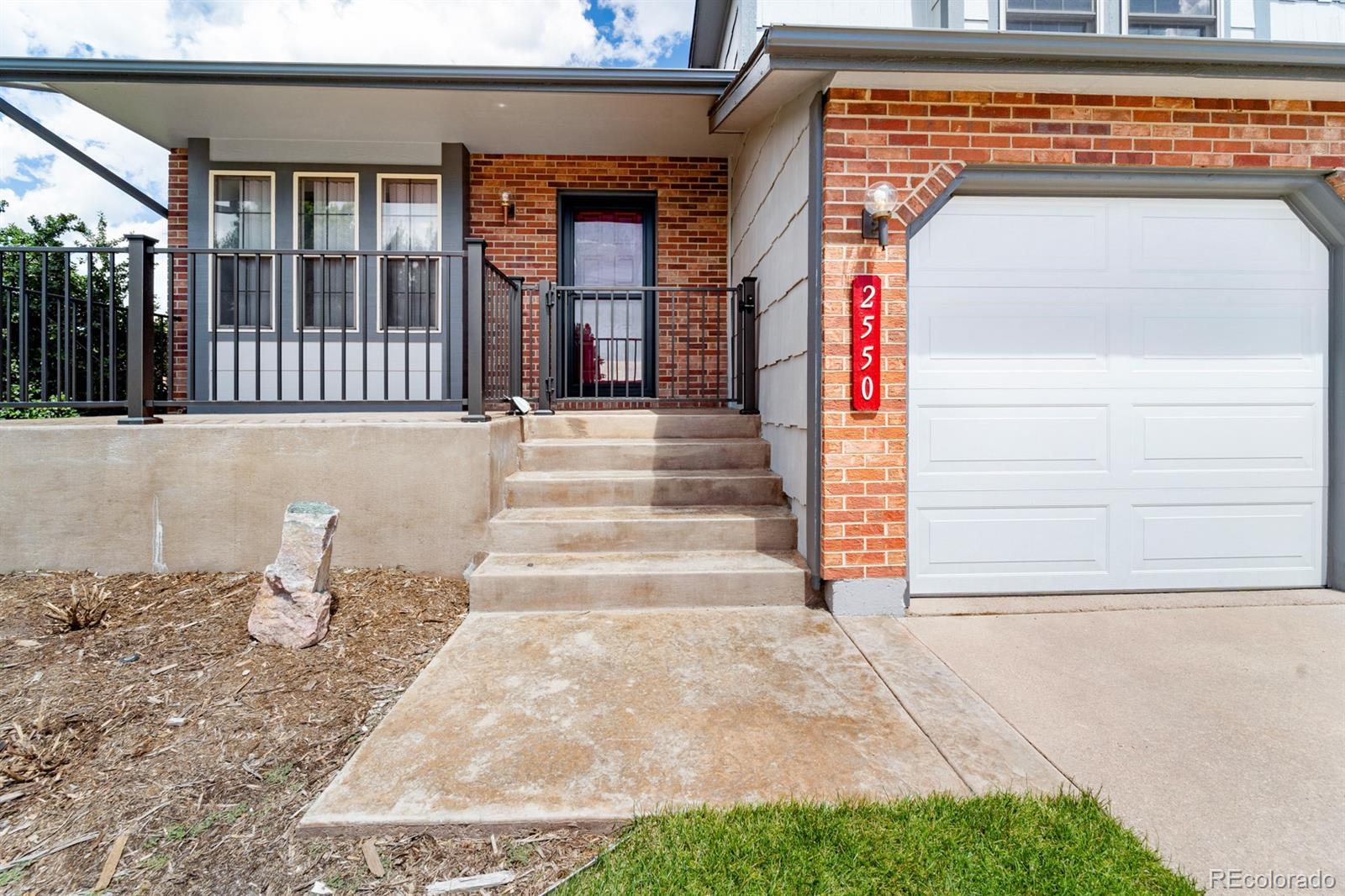 Photo 4 of Single Family Residence at 2550 Norwich Dr, Colorado Springs, CO 80920 | MLS# 9904168 | | Sold on 2023-08-31