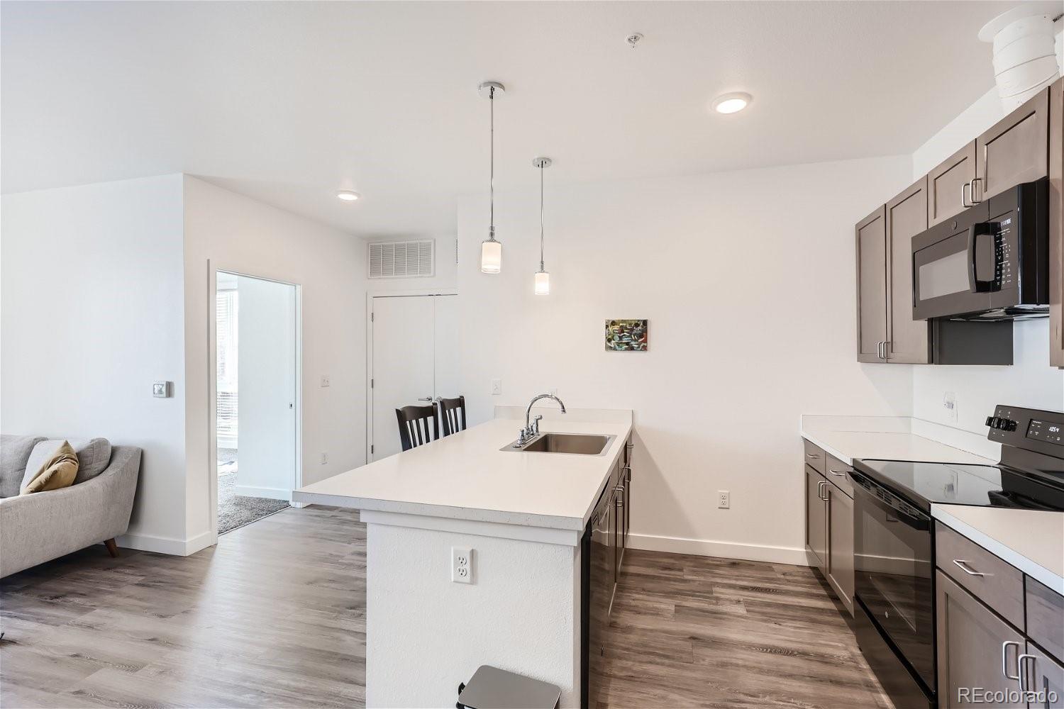 3rd image of 8475 E 36Th Ave #211, Denver, CO 80238 | MLS# 2545584