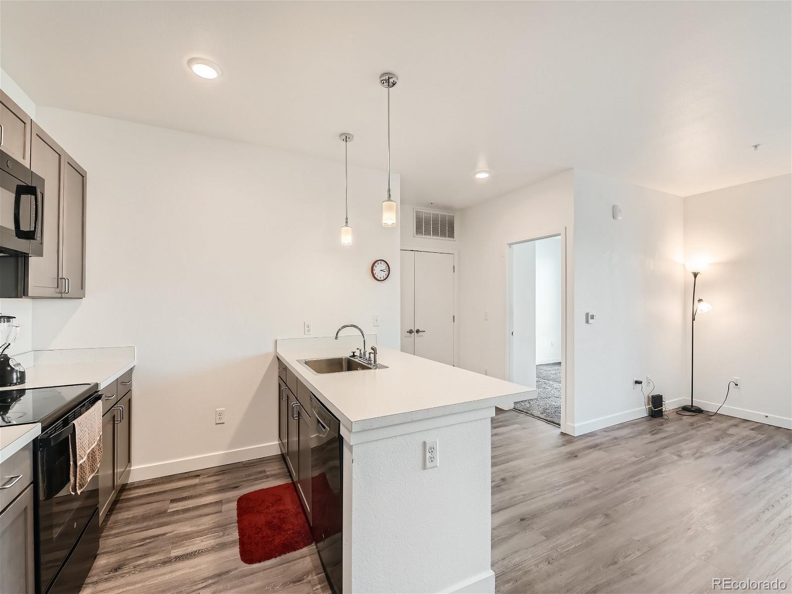 5th image of 8475 E 36Th Ave #210, Denver, CO 80238 | MLS# 6933847
