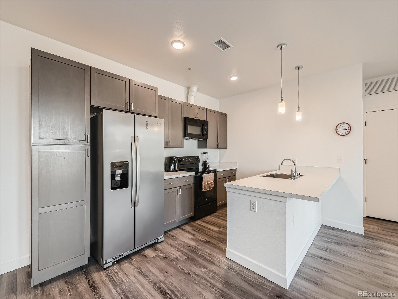 3rd image of 8475 E 36Th Ave #210, Denver, CO 80238 | MLS# 6933847