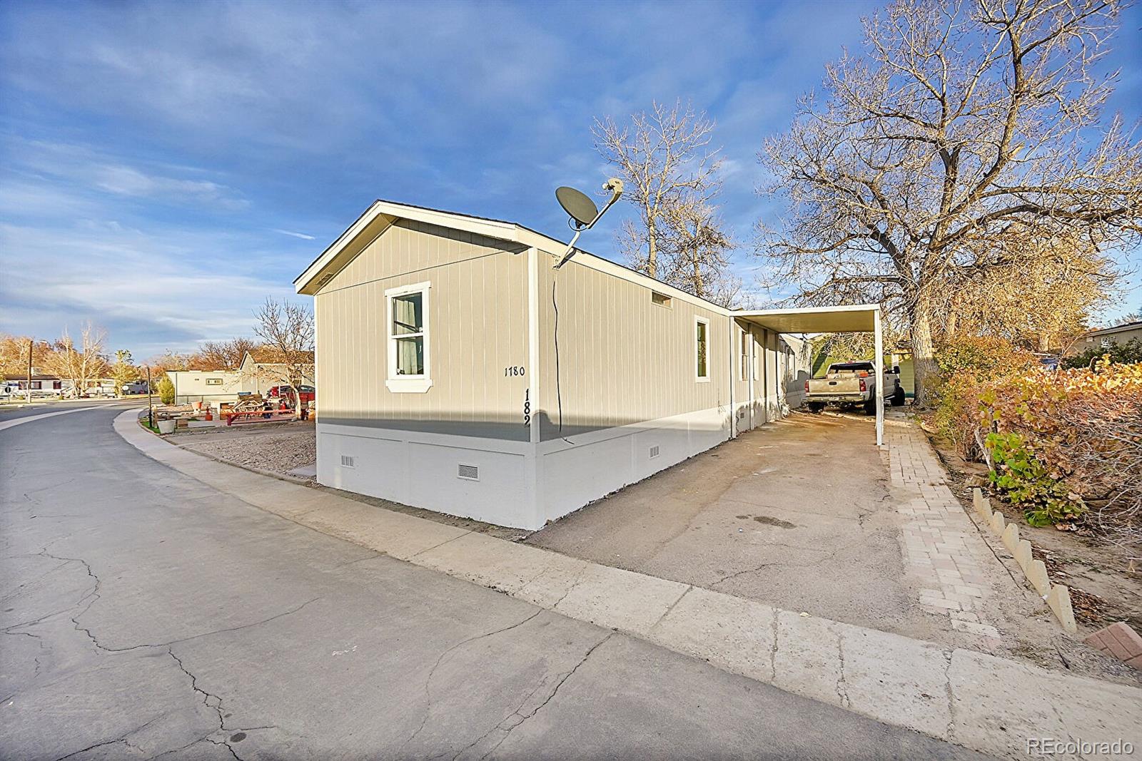 Homes for sale in Aurora, CO | 1780 Eisenhower Way, Aurora, CO 80011 | MLS# 3518668