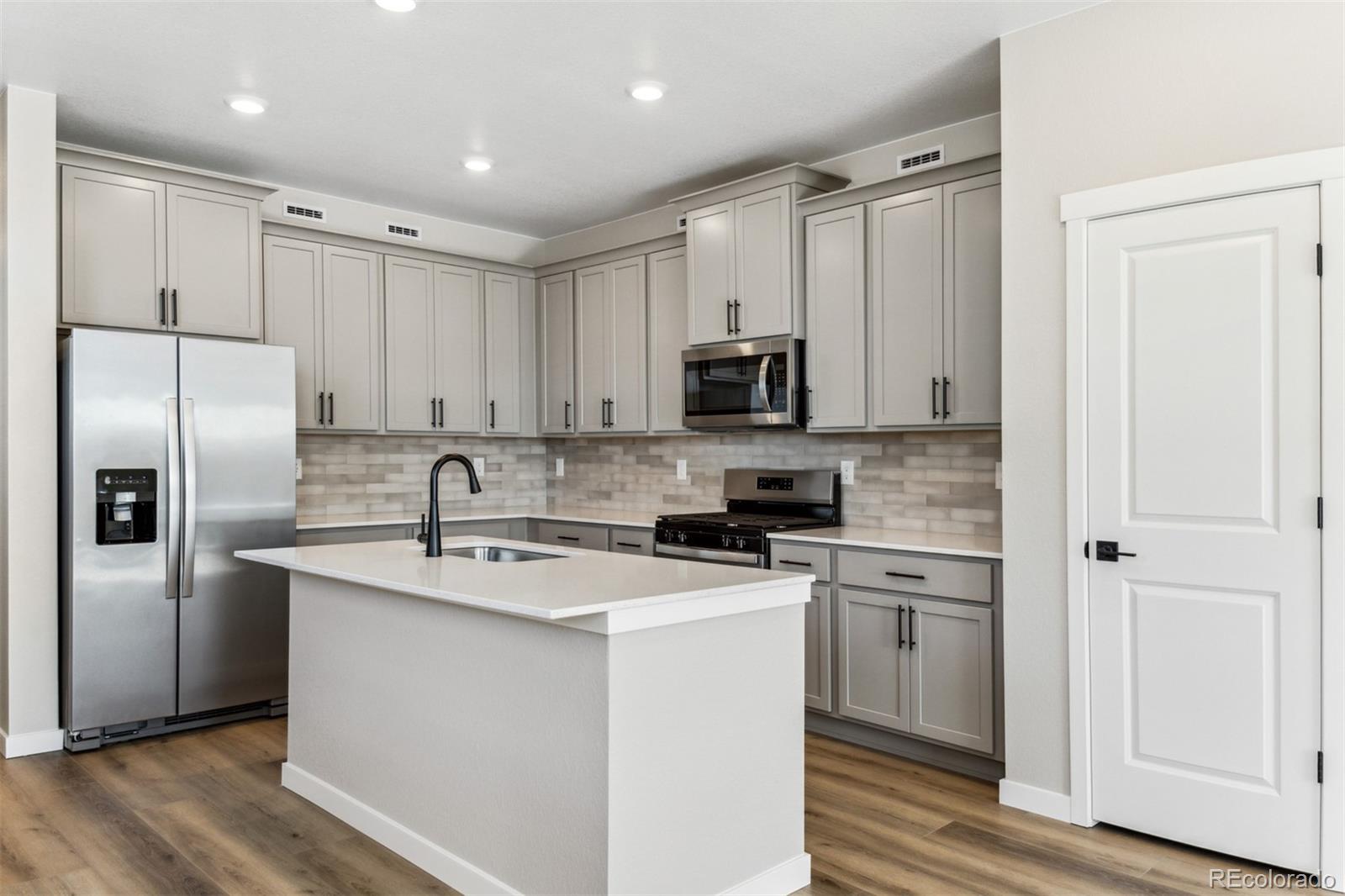 Homes for sale in Commerce City, CO | 9463 Yampa Ct, Commerce City, CO 80022 | MLS# 6721691