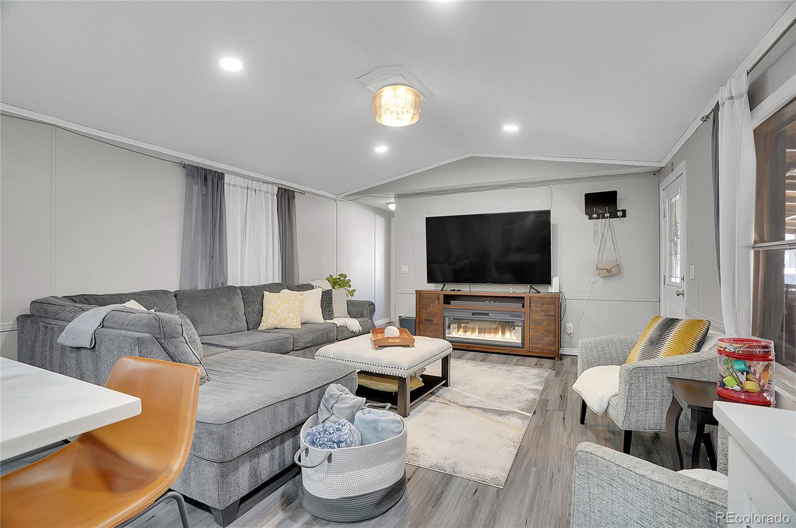 Homes for sale in Aurora, CO | 1873 Carson St, Aurora, CO 80011 | MLS# 6251171