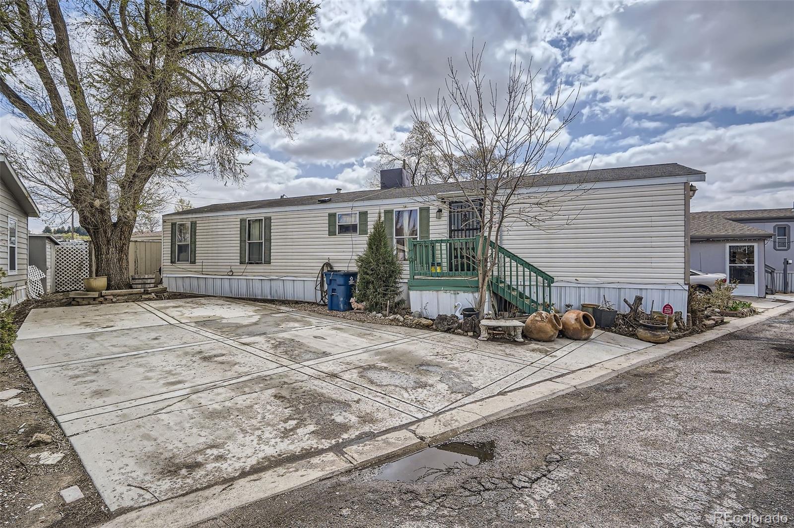 Homes for sale in Arvada, CO | 5305 Sheridan Blvd, Arvada, CO 80002 | MLS# 2322410