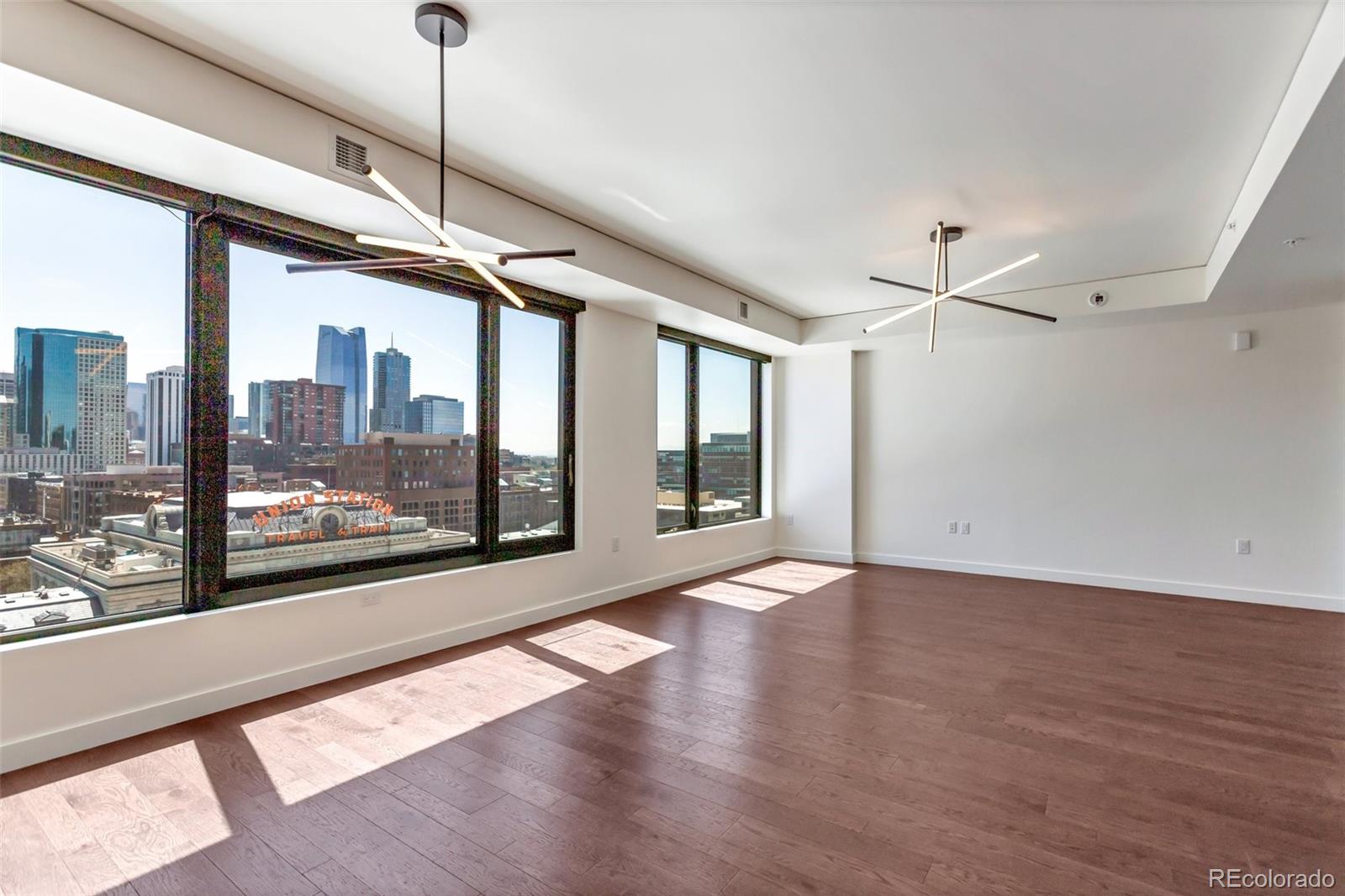 2nd image of 1750 Wewatta St #1102, Denver, CO 80202 | MLS# 9919066