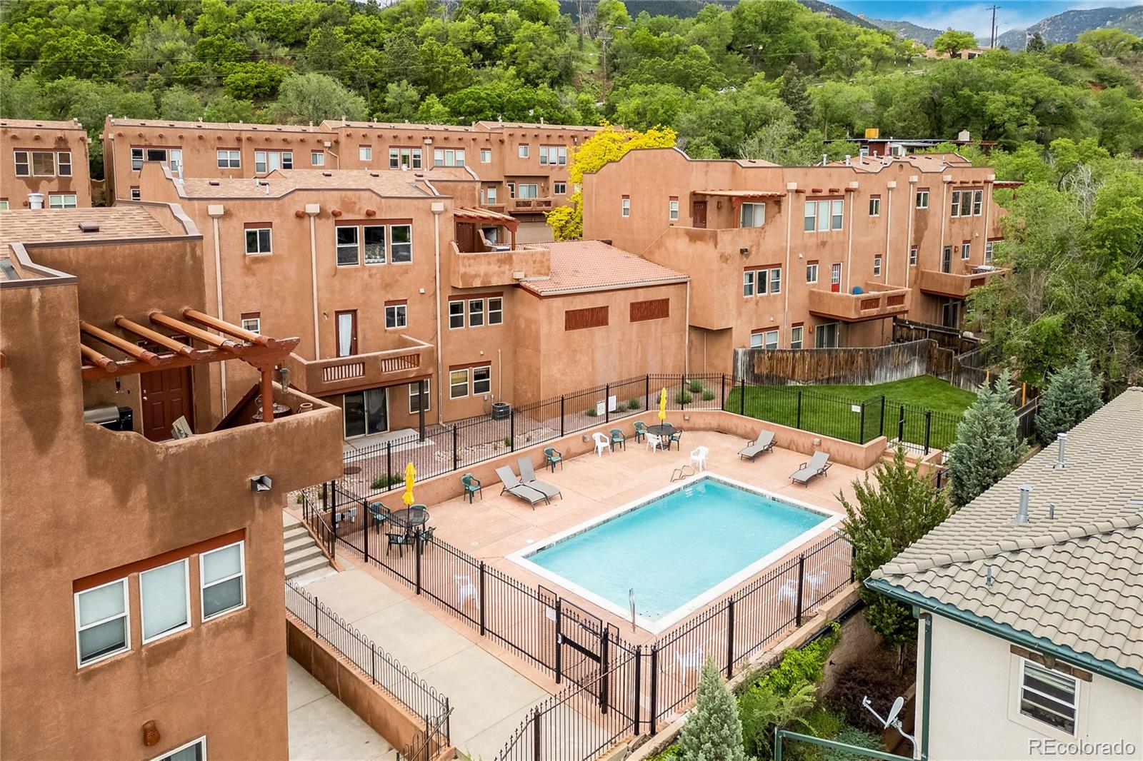 Homes for sale in Manitou Springs, CO | 10 Taos Pl, Manitou Springs, CO 80829 | MLS# 2456004