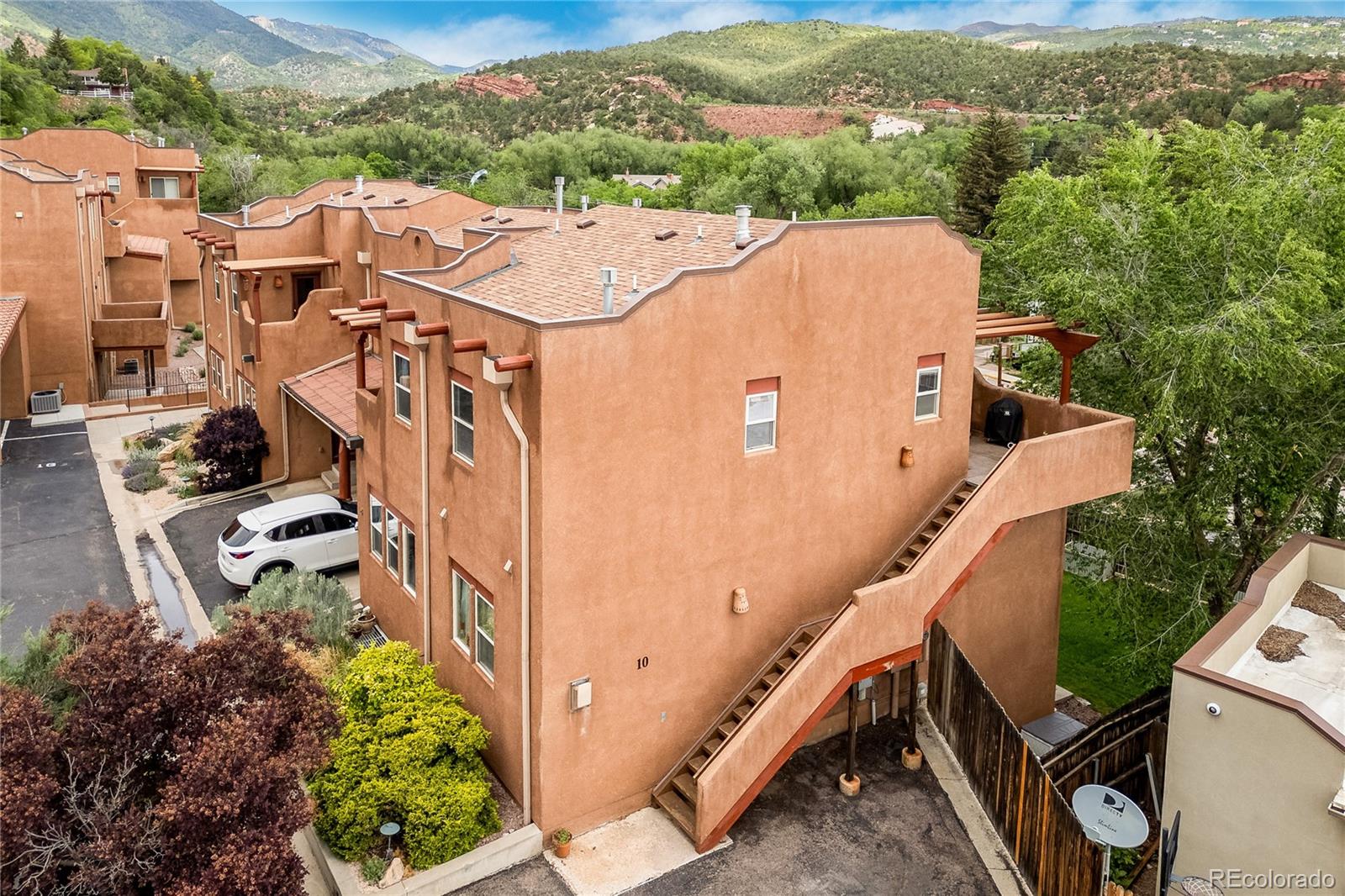 Homes for sale in Manitou Springs, CO | 10 Taos Pl, Manitou Springs, CO 80829 | MLS# 2456004